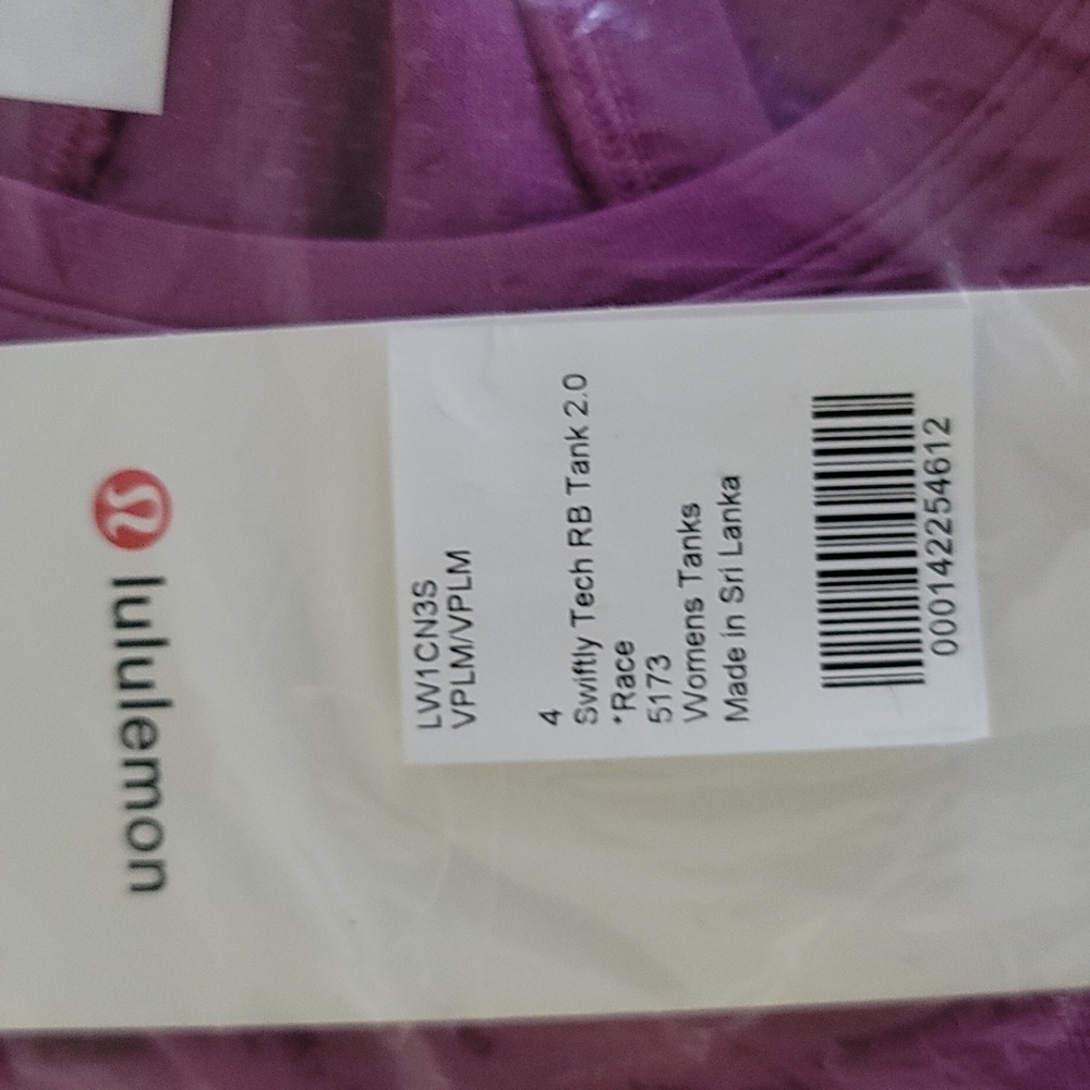 NWT 💜 Lululemon Swiftly Tech Racerback Tank Race Length Vivid Plum Size 4 and 6 - Picture 9 of 9